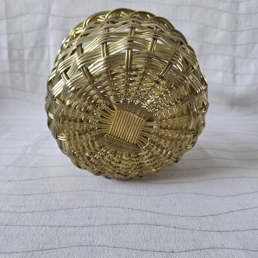 Vintage Brass Woven Metal Basket Decor Metal Moveable Handle 7.5x6.5x6.5" Heavy - Picture 7 of 7
